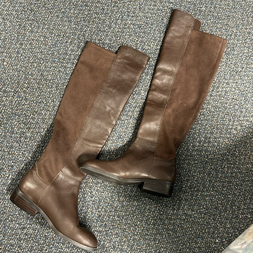 Brown Sole society boots size 5 // 121311